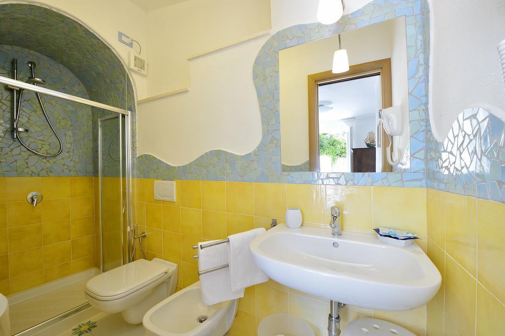 Bnb Le Isole Forio di Ischia Szoba fotó